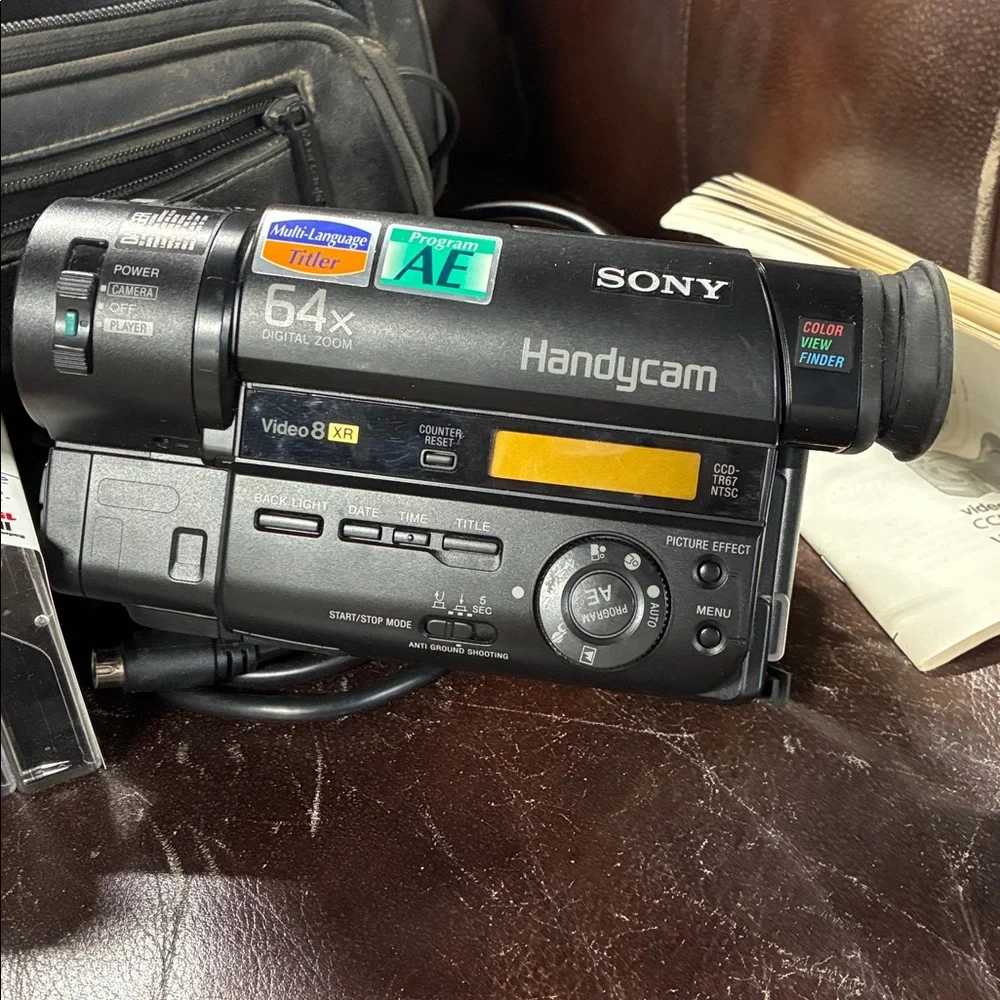 VTG 1998 Sony Handycam Video Camera Recorder